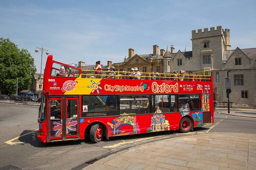 Ônibus panorâmico Hop On / Hop Off em Oxford Ingresso de 48 Horas