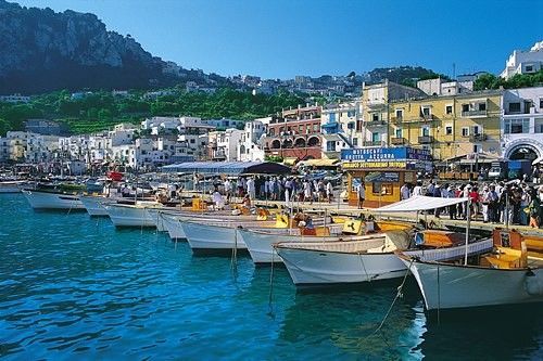 Visita à Ilha de Capri com Gruta Azul saindo de Roma